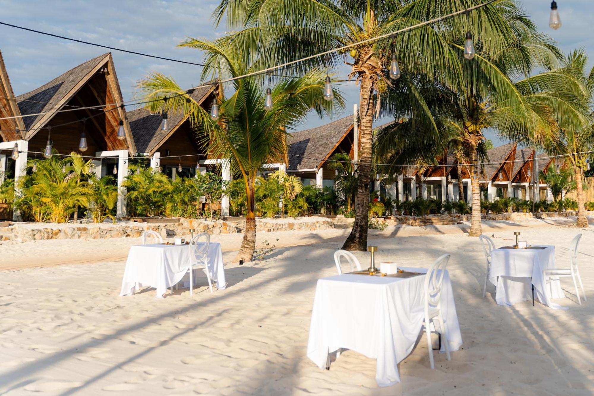 Golden Beach Resort Sok San Village Kültér fotó